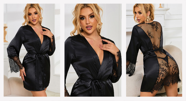 Robe e tanga de cetim e renda